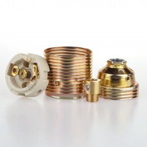 Fassung E27 messingfarben  Gewindemantel  M10x1 mit Zugentlastung Messing