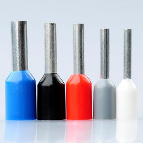 200 Stück Isolierte Aderendhülsen 10 Mm² X 18 Mm – Rotes Kabelhülsen-Set Aus Messing Mit PP-Isolierung Für Sichere Drahtverbindungen